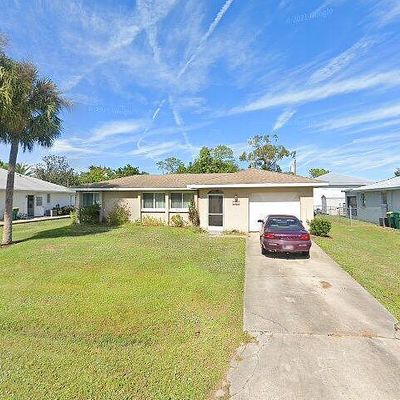 560 Grove Ave Nw, Port Charlotte, FL 33952