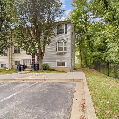 5616 Larson Ct #21, Capitol Heights, MD 20743