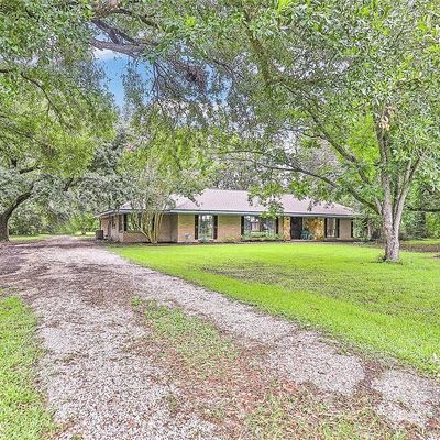 57 County Road 608, Dayton, TX 77535