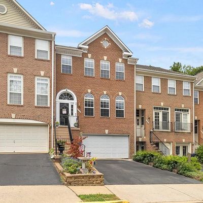 5706 Governors Pond Cir, Alexandria, VA 22310