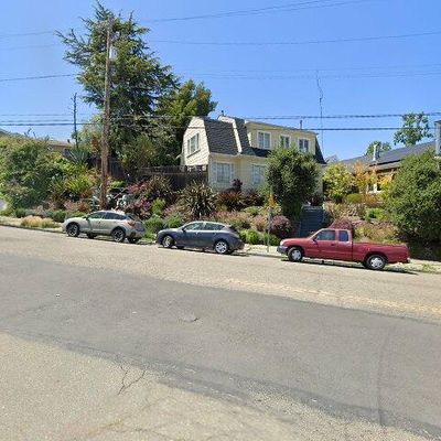 495 Jean St, Oakland, CA 94610