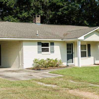 5 1 St East St, Sumrall, MS 39482