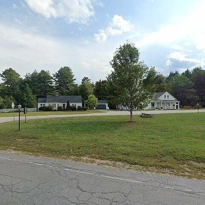 5 School St, Hebron, NH 03241