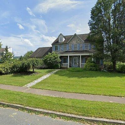 5 Towpath Cir E, Easton, PA 18045