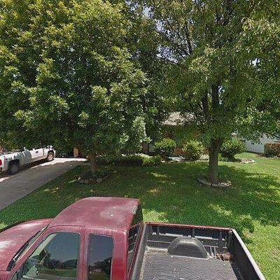 503 Fairfax St, Columbia, IL 62236