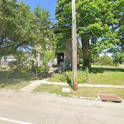 504 N Broadway St, Dayton, OH 45402