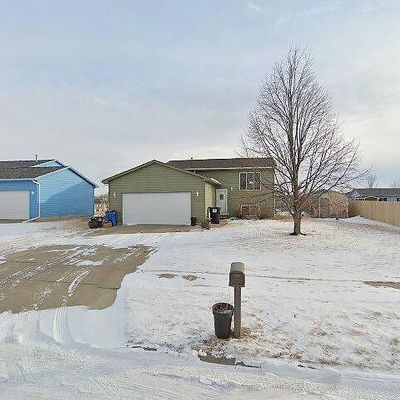 509 Kent St, Harrisburg, SD 57032