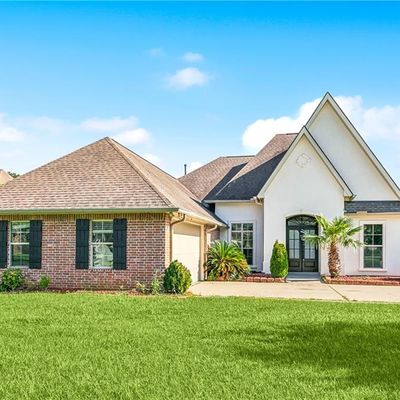 513 English Oak Dr, Madisonville, LA 70447