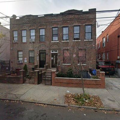 518 Bristol St, Brooklyn, NY 11212