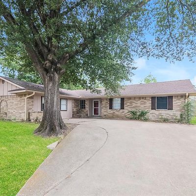 617 Deer Dr, Greenville, TX 75402