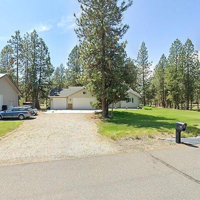 6267 Moriah Dr, Nine Mile Falls, WA 99026