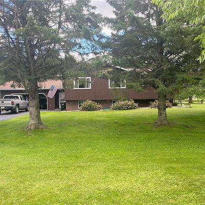 640 W Walnut St, Gilman, WI 54433