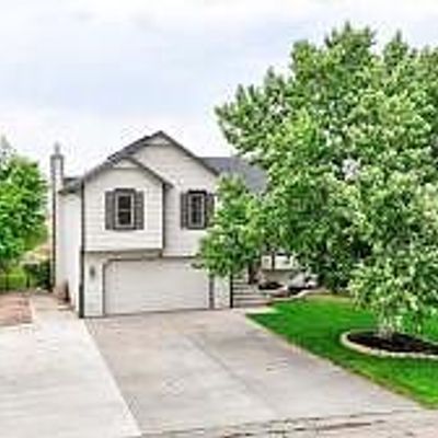 6405 Robin Dr, Gillette, WY 82718