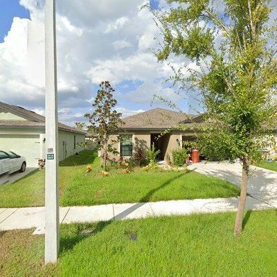 641 Chatham Walk Dr, Ruskin, FL 33570