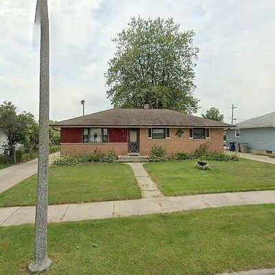 6433 W Boehlke Ave, Milwaukee, WI 53223