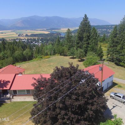 648 Shamrock Rd, Bonners Ferry, ID 83805