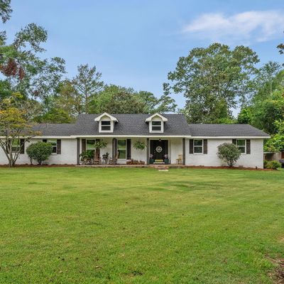 651 Leeville Rd, Petal, MS 39465