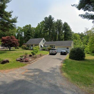 66 Woodland Dr, Hampden, MA 01036