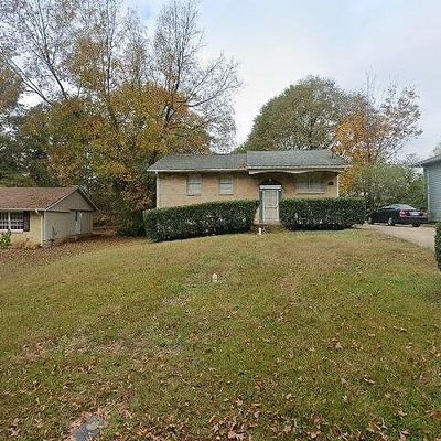 6675 Green Meadows Ln, Morrow, GA 30260