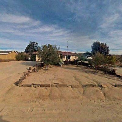 57676 Sierra Way, Yucca Valley, CA 92284