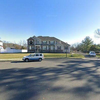 6 Puma Pl, Tinton Falls, NJ 07712