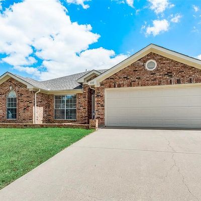 602 Joy Ln, Mansfield, TX 76063