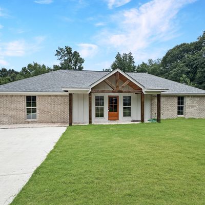 609 Simpson Cir., Mendenhall, MS 39114