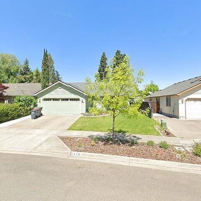 734 Halvorsen St, Medford, OR 97501