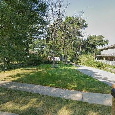 74 S Glenview Ave, Lombard, IL 60148