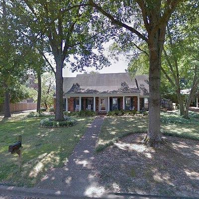 7469 Apple Valley Rd, Germantown, TN 38138