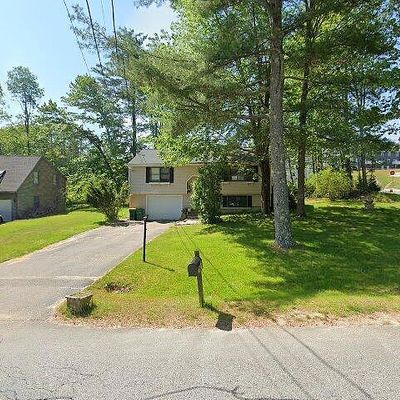 75 Ledgeview Dr, Rochester, NH 03839