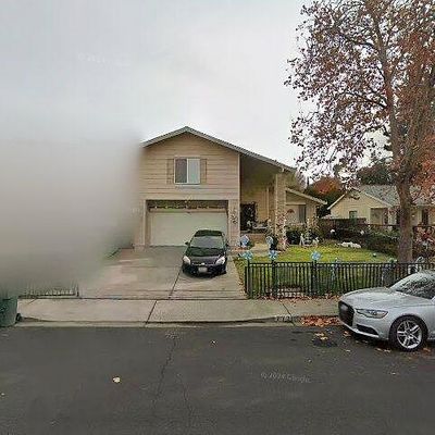 773 Tulare Dr, Vacaville, CA 95687