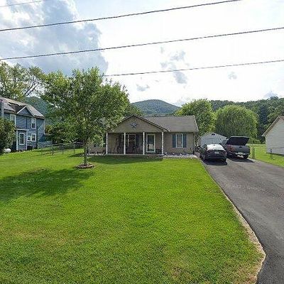 80 Penn Ave, New Castle, VA 24127