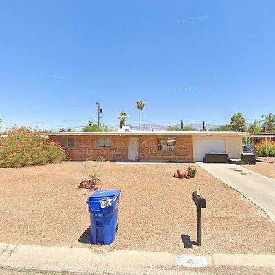 6925 E Calle Ileo, Tucson, AZ 85710