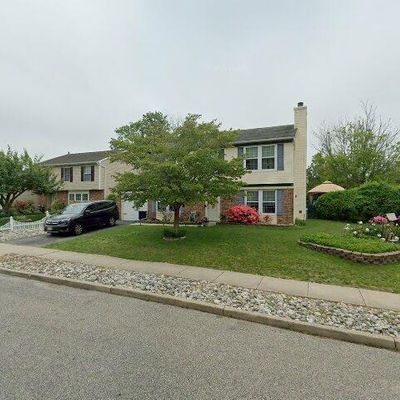 7 Bayside Ave, Barnegat, NJ 08005