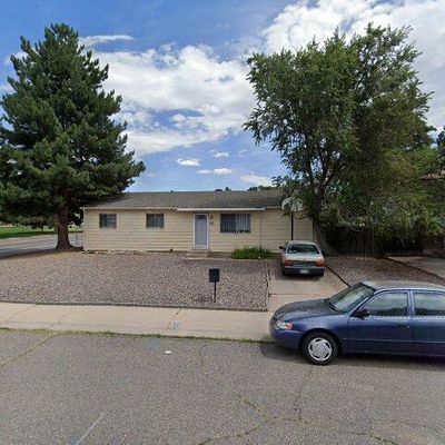 700 S Macon Way, Aurora, CO 80012