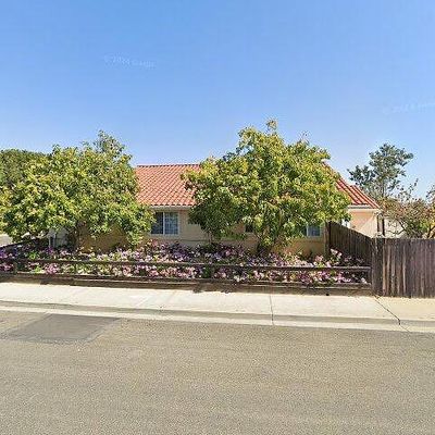 707 Blue Ridge Dr, Santa Maria, CA 93455