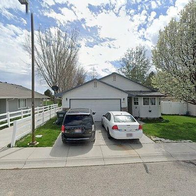 859 E Jackpot St, Kuna, ID 83634