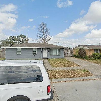 8737 Donnaway St, Metairie, LA 70003