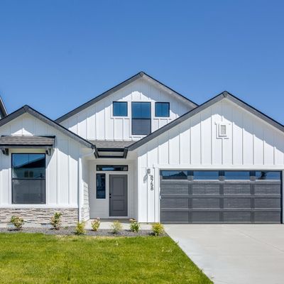 8758 W Eminence Dr, Garden City, ID 83714