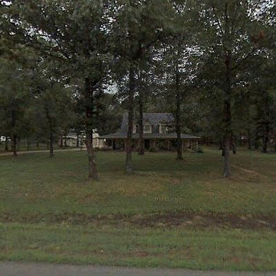 8825 Yellow Oak Dr, Jacksonville, AR 72076