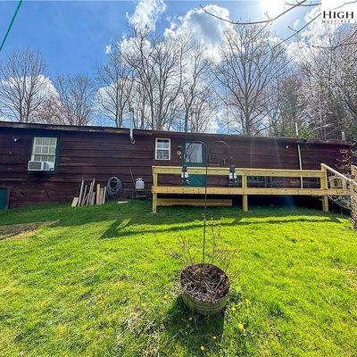 9 Whittington Ln, Newland, NC 28657