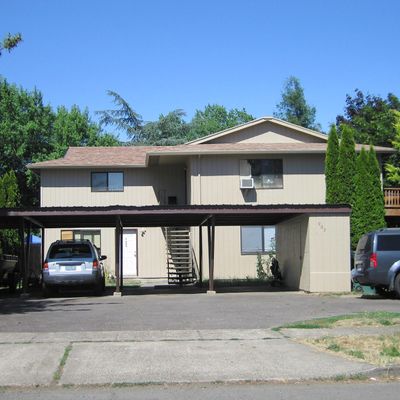 903 W Charles St, Newberg, OR 97132