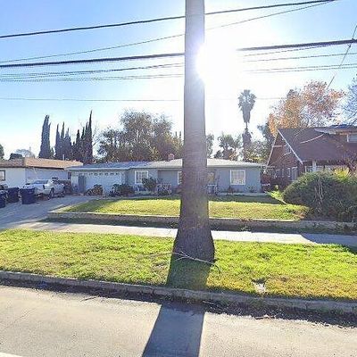 907 W Olive Ave, Redlands, CA 92373