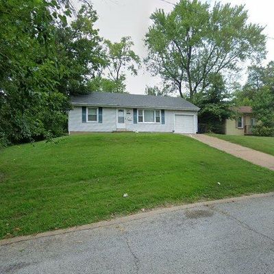 915 Robert Ave, Saint Louis, MO 63135