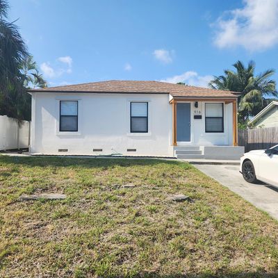 916 Francis St, West Palm Beach, FL 33405