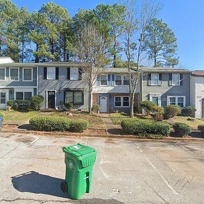 924 Regency Path Dr, Decatur, GA 30030