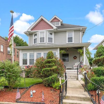 934 12 Th Ave, Prospect Park, PA 19076