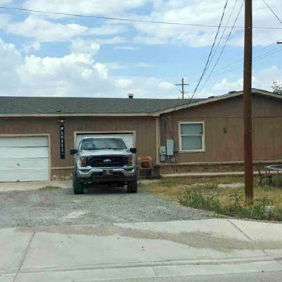 802 W Willow St, Loving, NM 88256