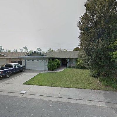 8101 Colonial Dr, Stockton, CA 95209